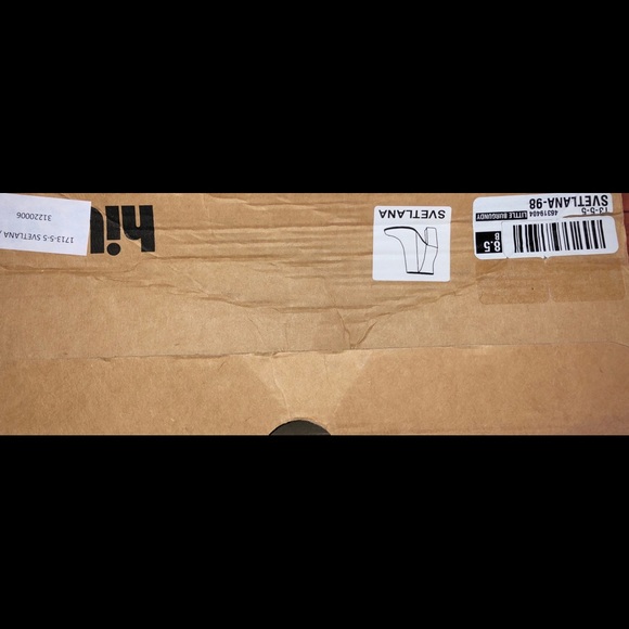 NWOT leather boots with leather fringe - Picture 7 of 8